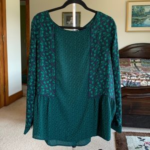 Beautiful Green/Navy Loft Blouse, Size Large